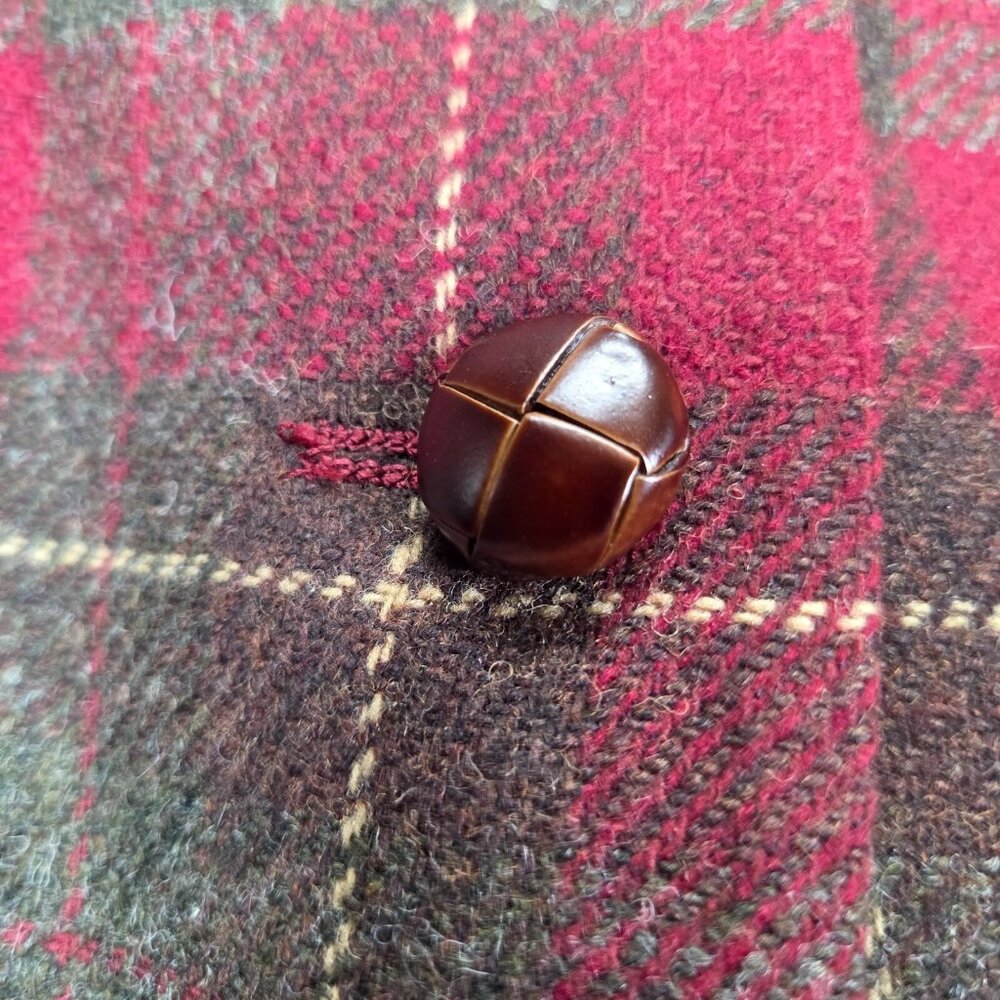 L.L. BEAN Vintage Red Plaid Leather Button Wool Blazer Womens 12 Classic Holiday - Picture 2 of 12
